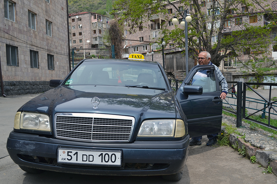 Oleg Mejlumyan taxi