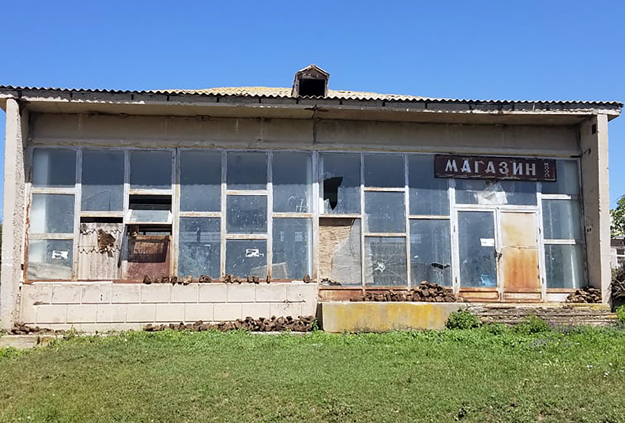 Apaven village market