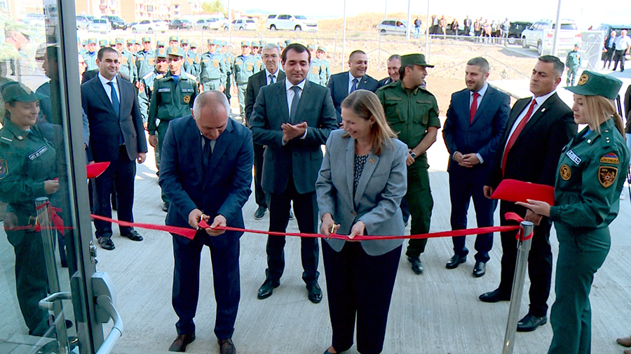 Lynne Tracy in Gyumri