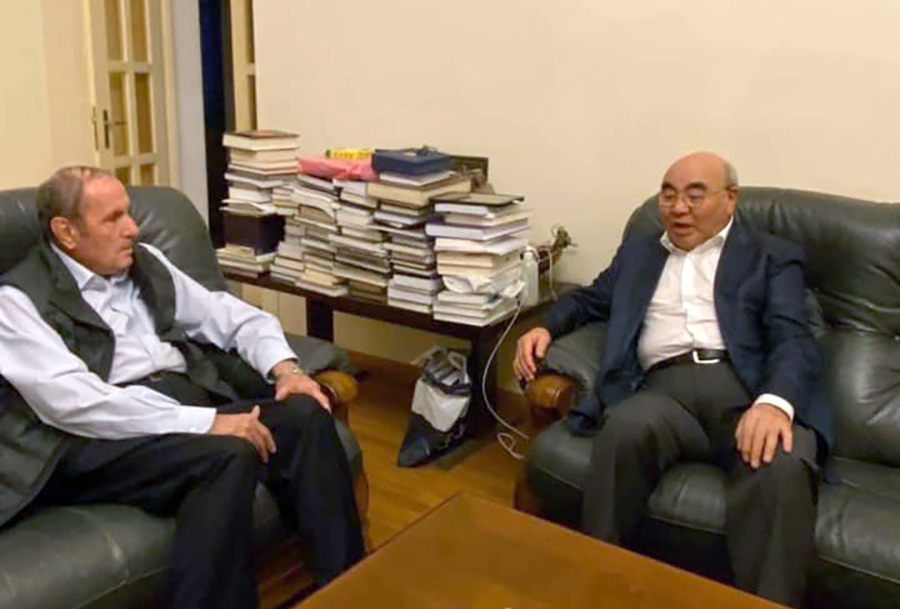 Ter-Petrosyan & Akaev