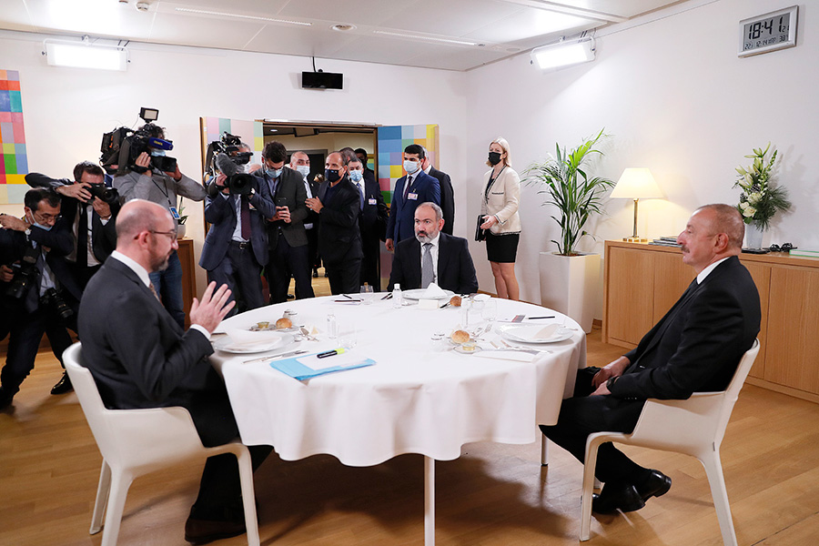 pashinyan-aliev-eu Nikol Pashinyan, Charles Michel, Ilham Aliyev