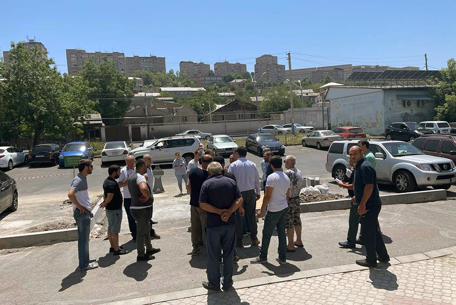 Yerevan Avan meeting