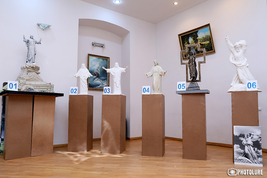 christ-monument statue of Jesus Christ