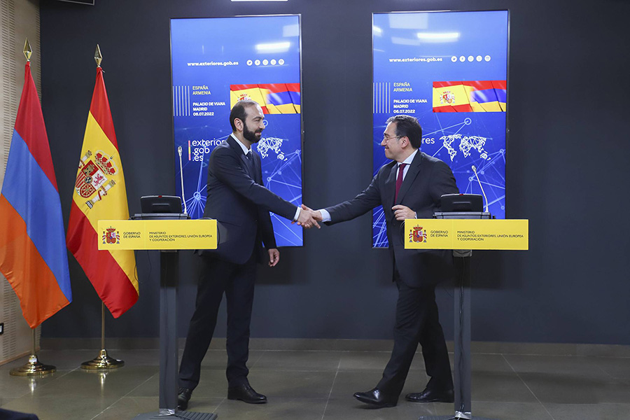 Mirzoyan & José Manuel Albares Bueno