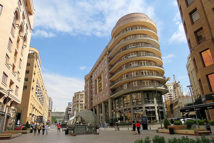 North avenue Yerevan