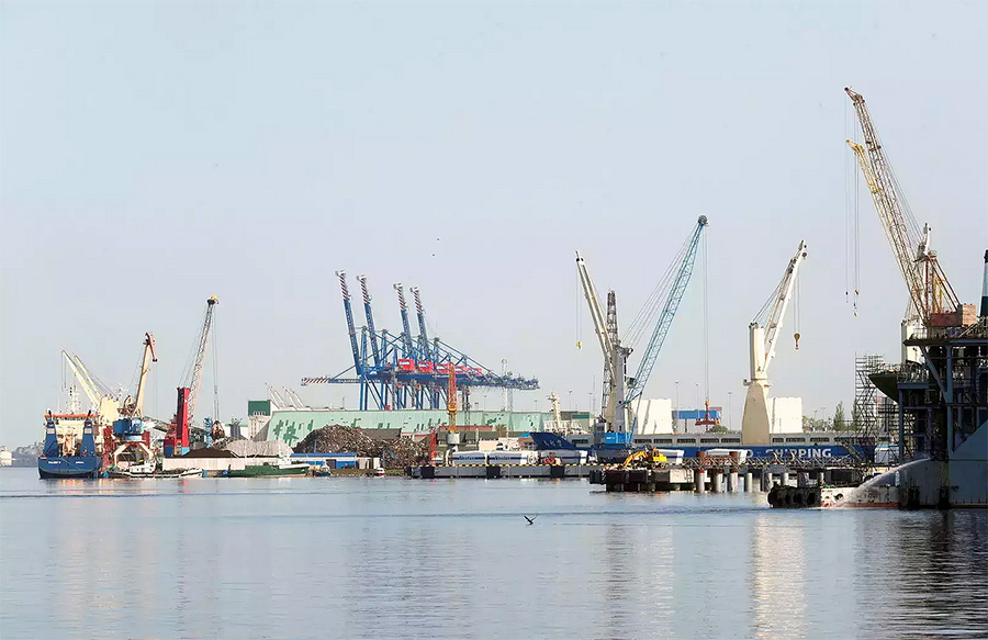 Iran port
