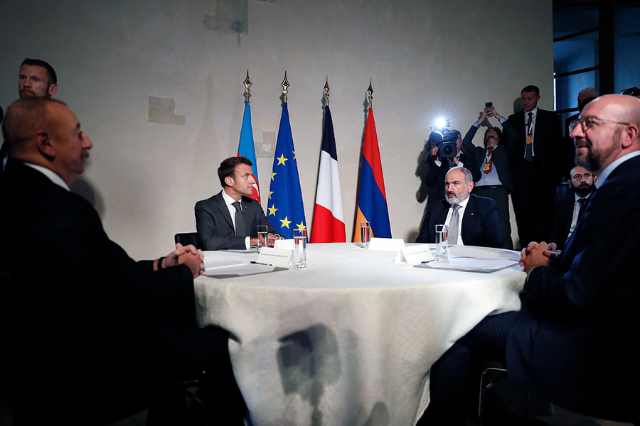 Pashinyan, Aliyev, EU