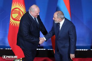 Pashinyan & Lukashenko