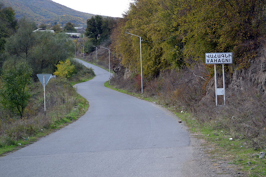 Vahagni village