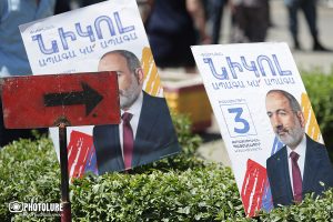 Poster Pashinyan