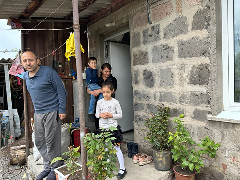 Aram Tovmasyan family