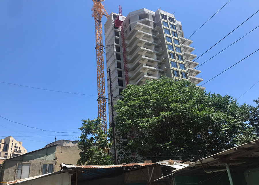 Firdus, Yerevan