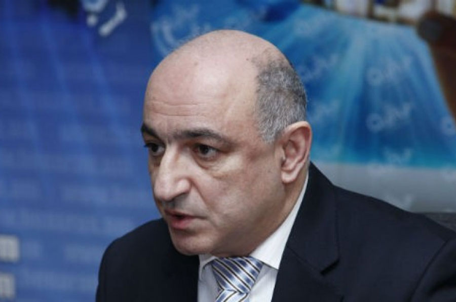 Երեւանի մամուլի ակումբի նախագահ Բորիս Նավասարդյան