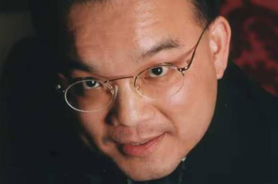 Կանադացի խոհարար Քենեթ Լոն, որին կասկածում են թույնի հավաքածուներ առցանց վաճառելու մեջ