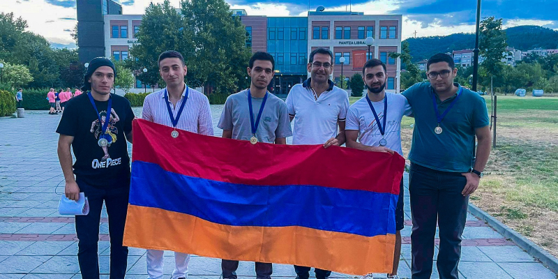 Հայաստանի մասնակիցները Մաթեմատիկայի միջազգային օլիմիպիադայում