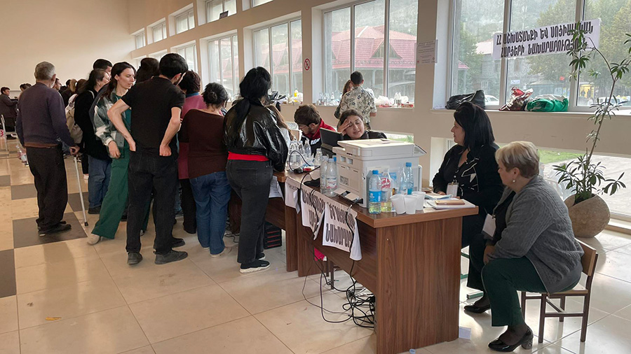 Արցախից տարհանվածներ