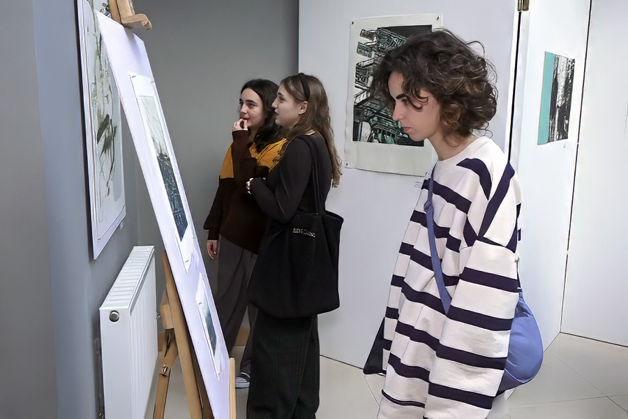 dilijan-exhibition Ցուցահանդես Դիլիջանում