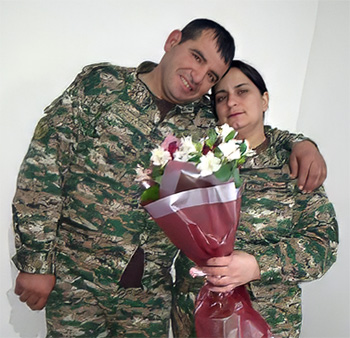 Ալվարդ Ավագյանը ամուսնու հետ