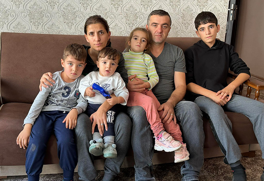 tonyan-family Տոնյան ընտանիք