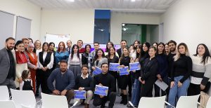 լրագրողներ