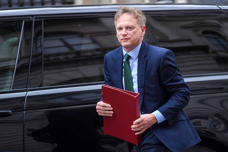 Մեծ Բրիտանիայի պաշտպանության նախարար Գրանտ Շափս