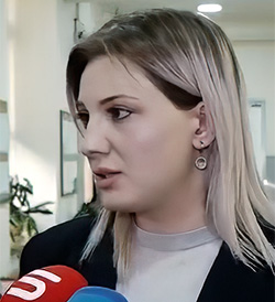 Իննա Հախումյան