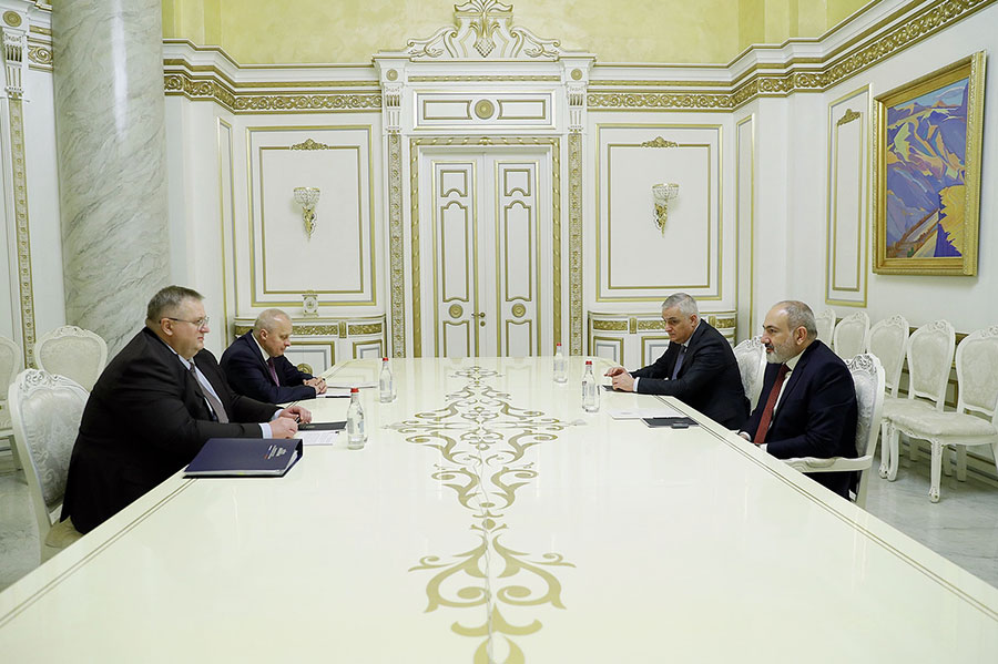 Փաշինյանն ընդունել է Ռուսաստանի Դաշնության փոխվարչապետ Ալեքսեյ Օվերչուկին