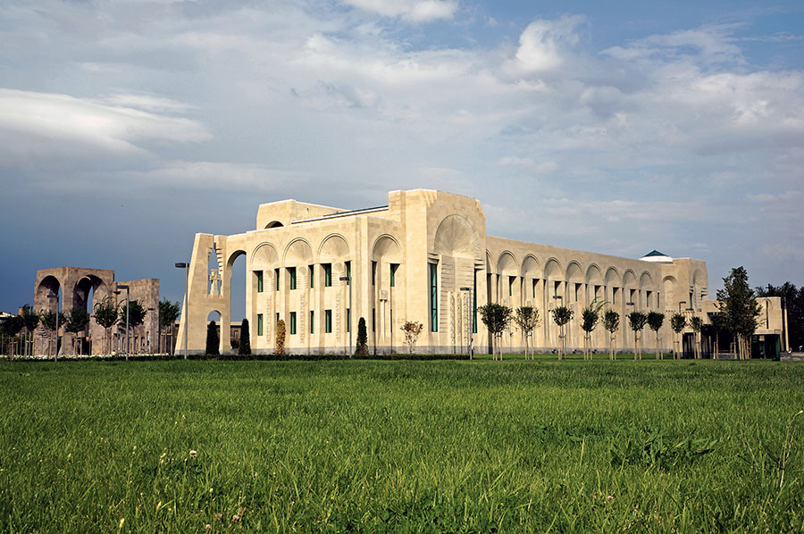 Մայր Աթոռ սուրբ Էջմիածնի մատենադարան եւ հրատարակչություն