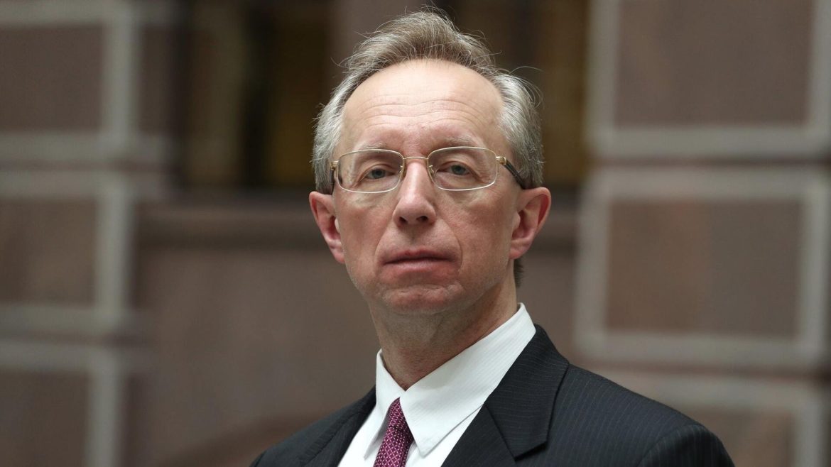 GALUZIN Միխայիլ Գալուզին