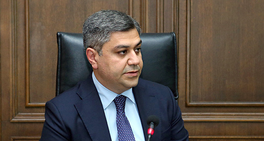 Արթուր Վանեցյան