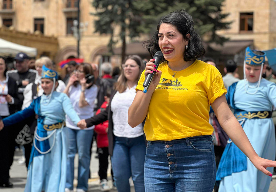 Անահիտ Կարապետյան