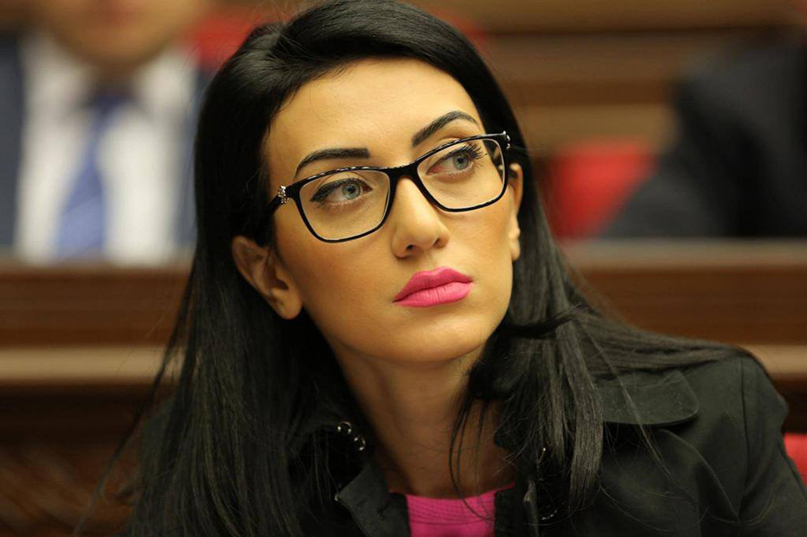 Արփինե Հովհաննիսյան