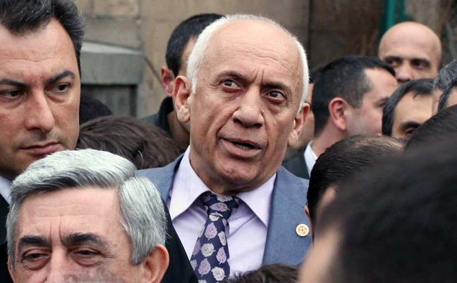 Մհեր Սեդրակյան