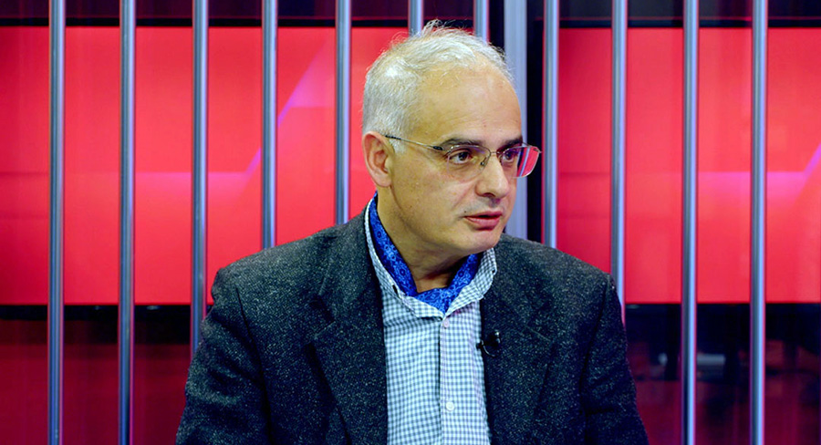 Լեւոն Զուրաբյան