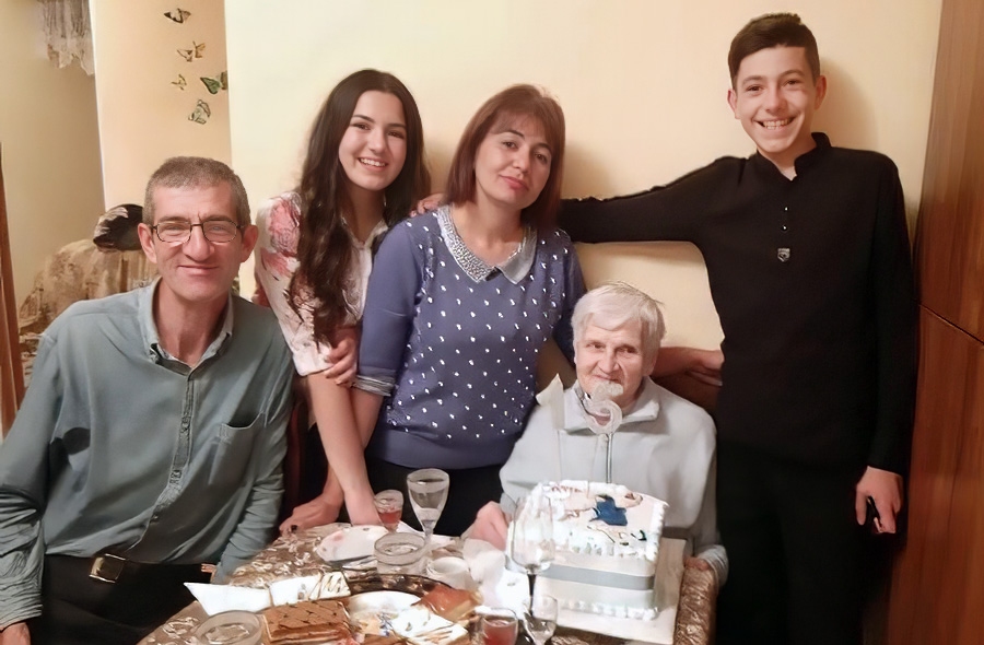 Յոլանտա Խաչատրյանի ընտանիքը