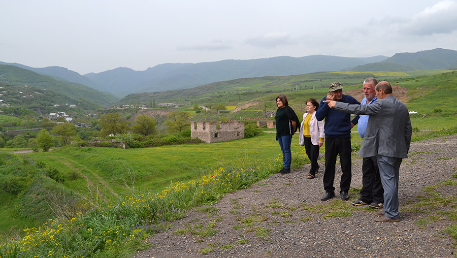 Ոսկեպարի դպրոցի տնօրեն