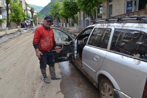 Արկադի Սահակյան