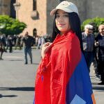 էլեն Հովհաննիսյան, սրբազան պայքար