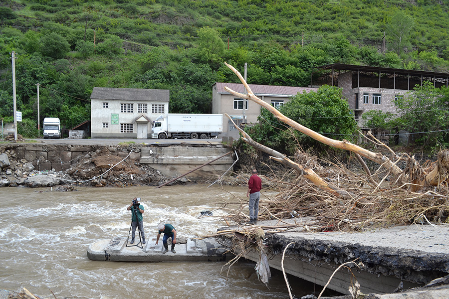 Քարկոփ, կամուրջ