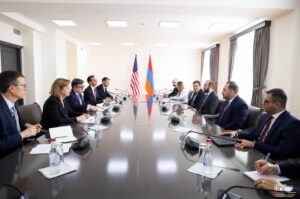Արարատ Միրզոյանի և Ջեյմս Օ՛Բրայենի հանդիպումը
