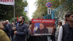 Բողոքի ակցիա բաքվի բանտում պահվող հայ գերիների համար