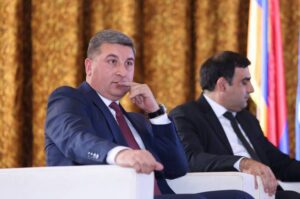 Գնել Սանոսյան