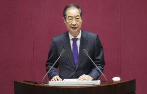 Կորեայի Հանրապետության վարչապետ Հան Դեոկ Սուին