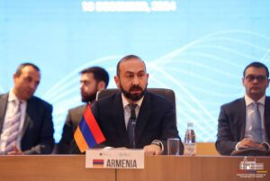 Արարատ Միրզոյան